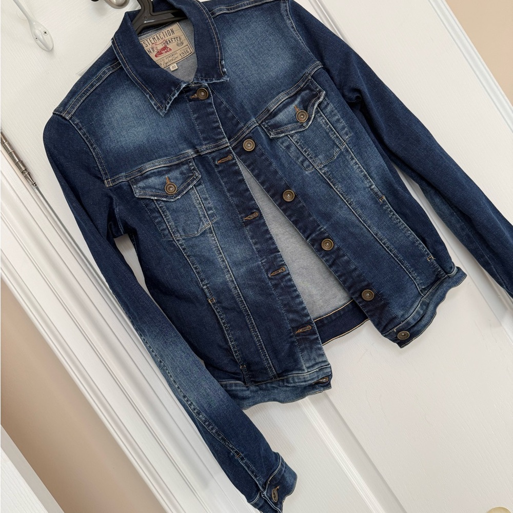 Blue Lightweight Denim Shirt Jacket with Contrast Stitching